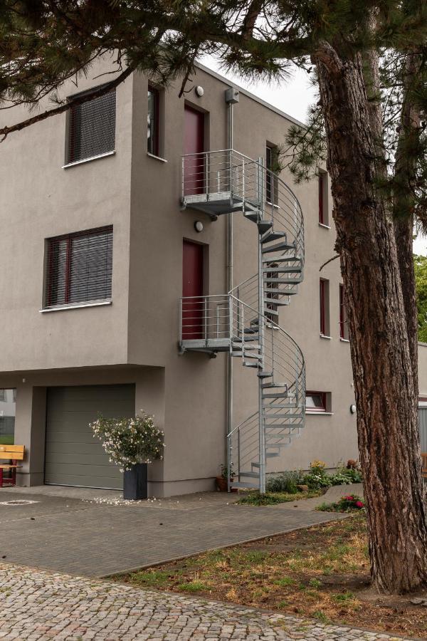 Appartements Am Bauhaus Dessau-Rosslau Exterior foto